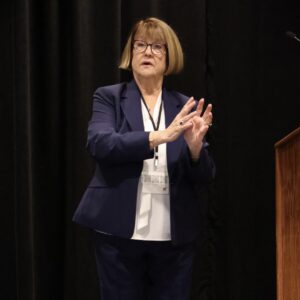 Award-winning speaker presents highest honor lecture at meeting.